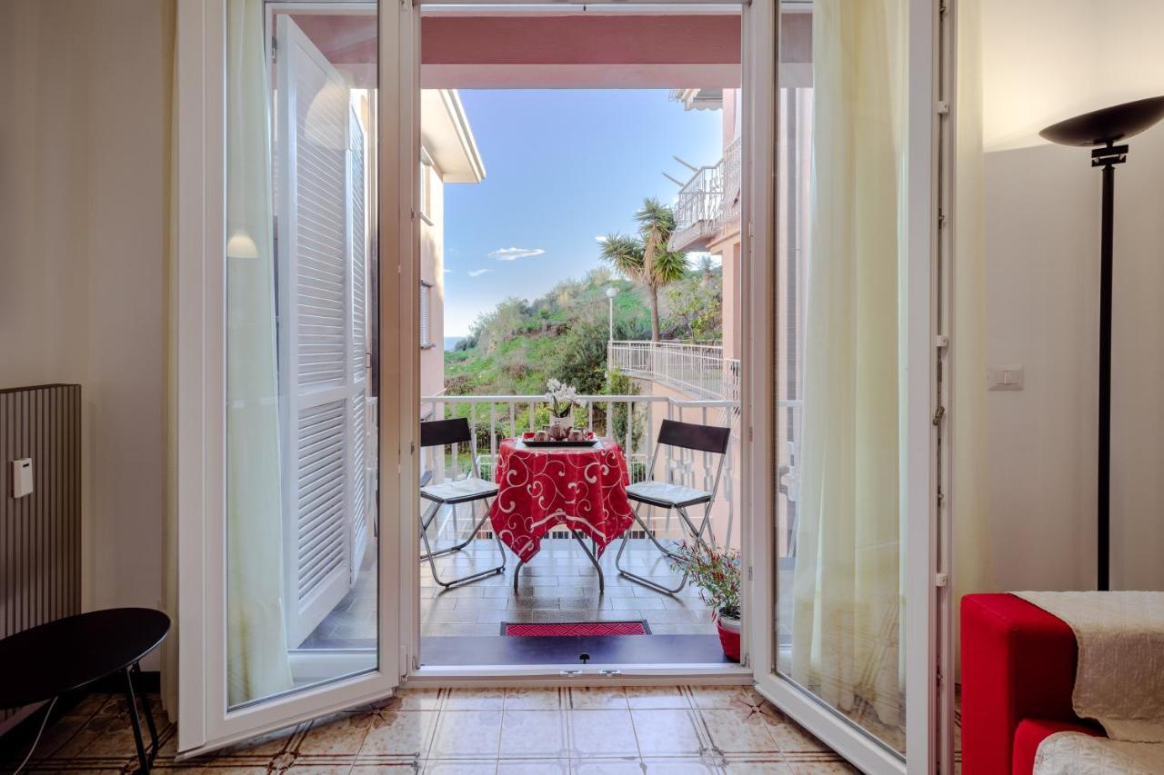 אוספדלטי 086 - Sunshine Home, 5 Minuti Dalla Spiaggia - Parcheggio Privato Gratis Incluso מראה חיצוני תמונה